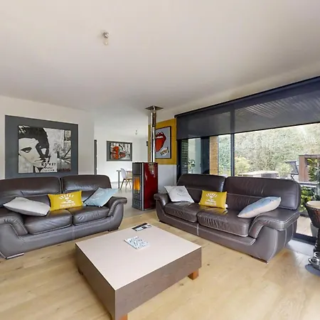 3 Bedroom Lovely In Holiday home Fouesnant